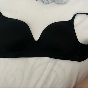 Victoria secret Push-up T-shirt seamless bra in black